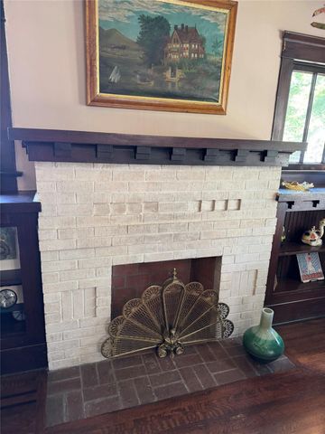 2608 Hopkins Street, Houston, TX 77006