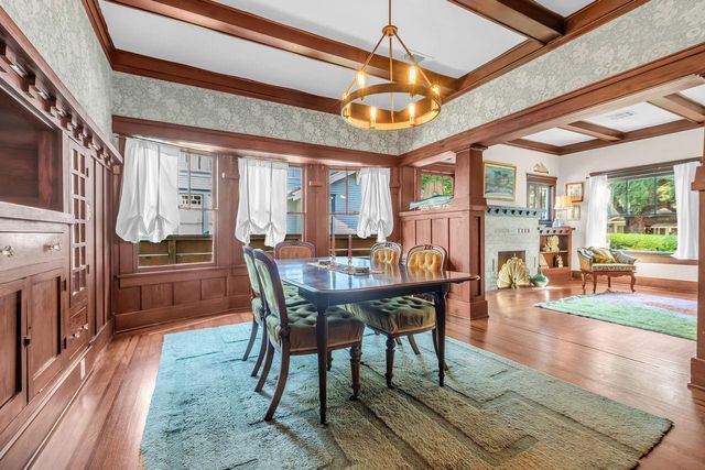 2608 Hopkins Street, Houston, TX 77006