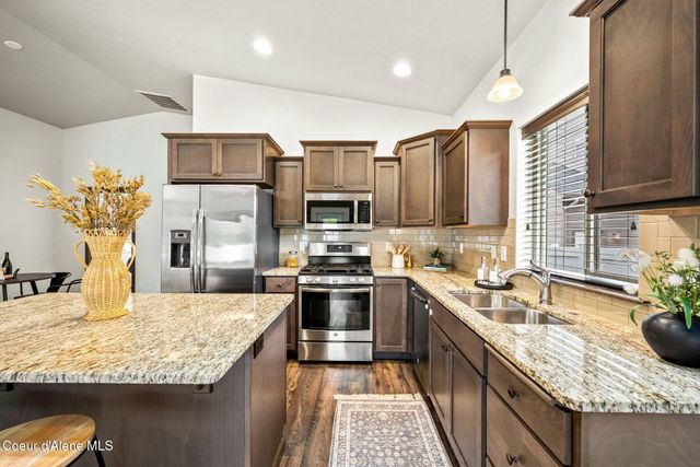 6644 N Idlewood DR, Coeur D'alene, ID 83815