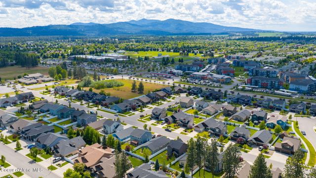 6644 N Idlewood DR, Coeur D'alene, ID 83815