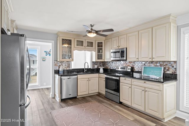 127 Starfish Drive, Supply, NC 28462