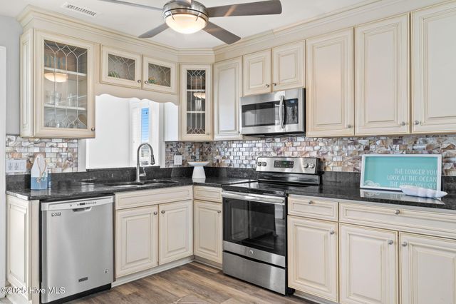 127 Starfish Drive, Supply, NC 28462