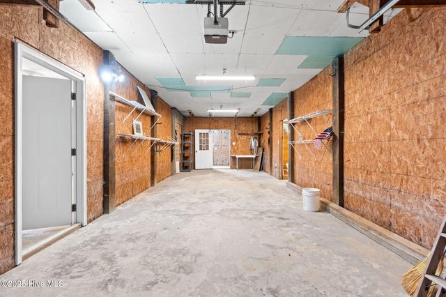 127 Starfish Drive, Supply, NC 28462