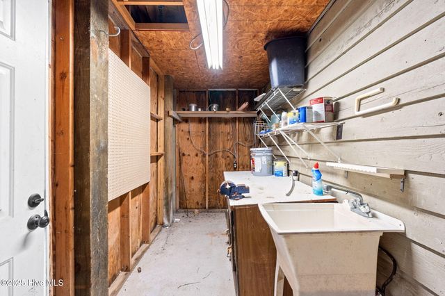 127 Starfish Drive, Supply, NC 28462