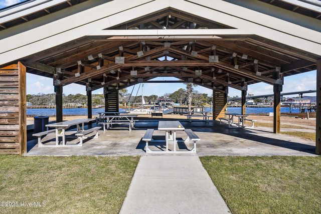 127 Starfish Drive, Supply, NC 28462