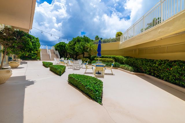 3475 S Ocean Boulevard 508, Palm Beach, FL 33480
