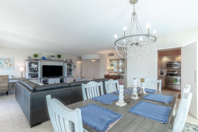 3475 S Ocean Boulevard 508, Palm Beach, FL 33480