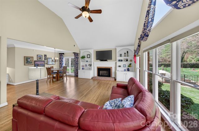 12800 Darby Chase Drive, Charlotte, NC 28277