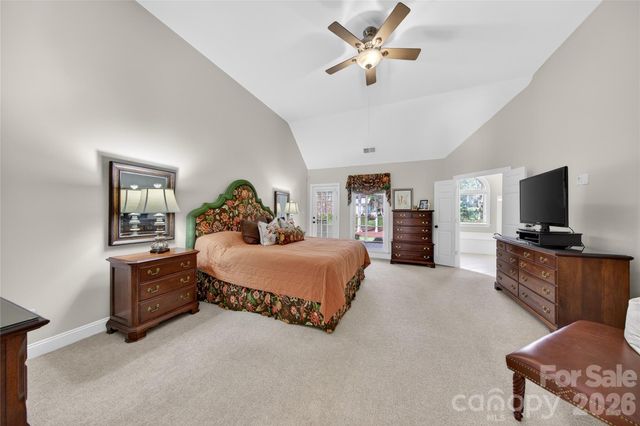 12800 Darby Chase Drive, Charlotte, NC 28277