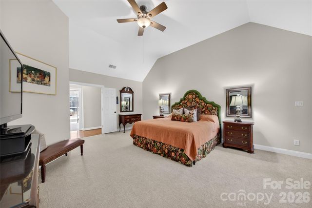 12800 Darby Chase Drive, Charlotte, NC 28277