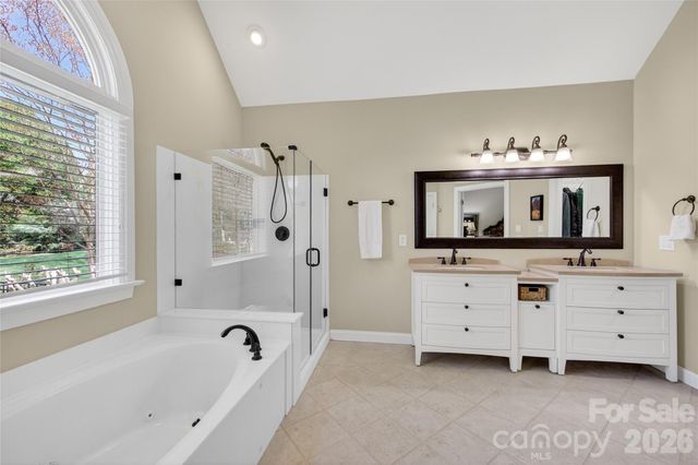 12800 Darby Chase Drive, Charlotte, NC 28277