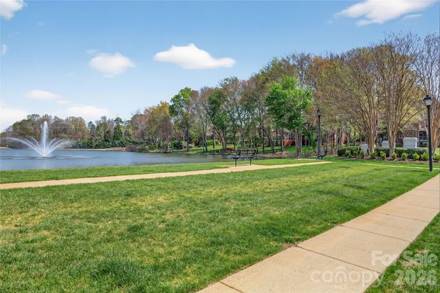 12800 Darby Chase Drive, Charlotte, NC 28277