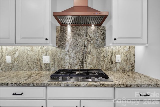 12800 Darby Chase Drive, Charlotte, NC 28277