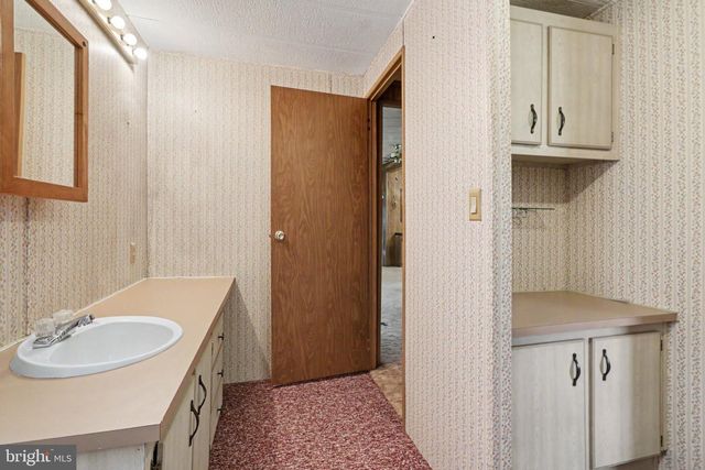 2015 E PENNSYLVANIA AVE, Lebanon, PA 17042