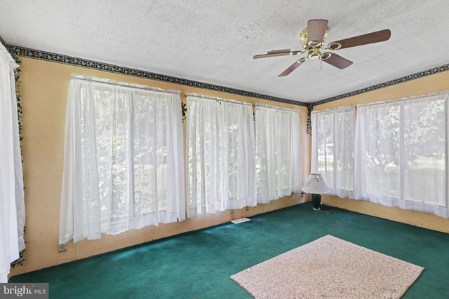 2015 E PENNSYLVANIA AVE, Lebanon, PA 17042