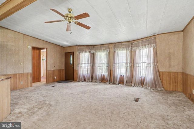 2015 E PENNSYLVANIA AVE, Lebanon, PA 17042