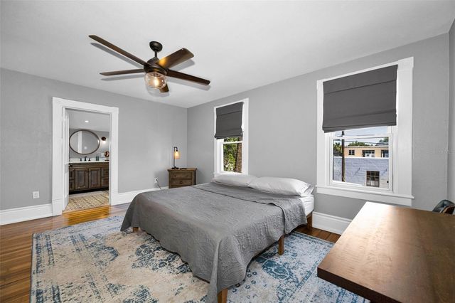 133 N PINELLAS AVENUE, Tarpon Springs, FL 34689