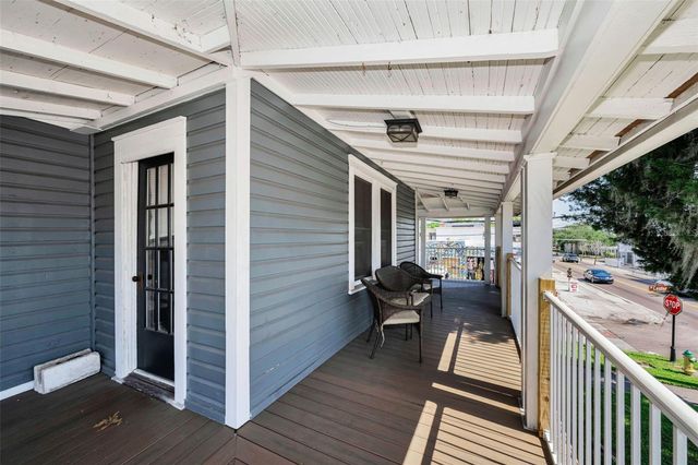 133 N PINELLAS AVENUE, Tarpon Springs, FL 34689