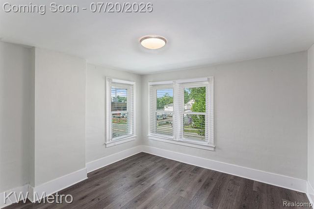 202 N Washington Avenue, Royal Oak, MI 48067