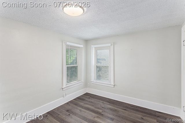 202 N Washington Avenue, Royal Oak, MI 48067