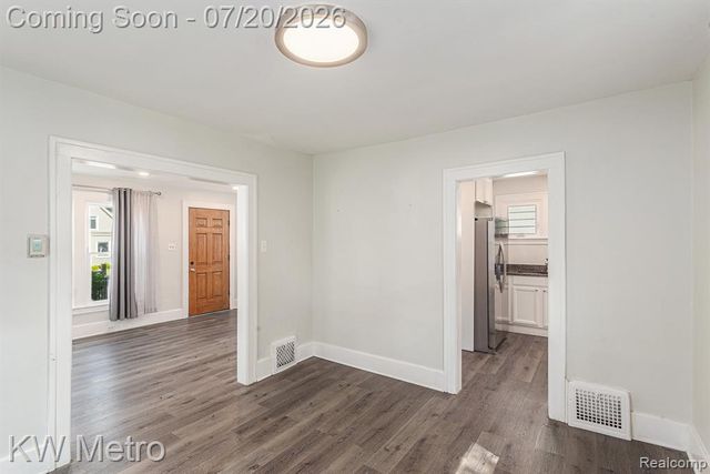 202 N Washington Avenue, Royal Oak, MI 48067