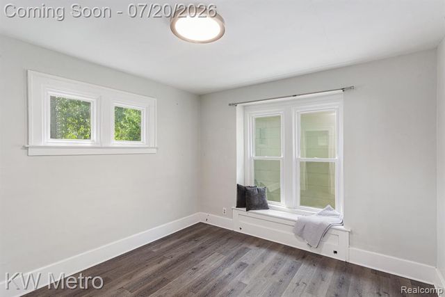 202 N Washington Avenue, Royal Oak, MI 48067