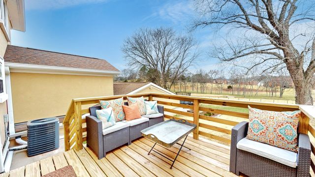 1339 Horn Springs Rd, Lebanon, TN 37087