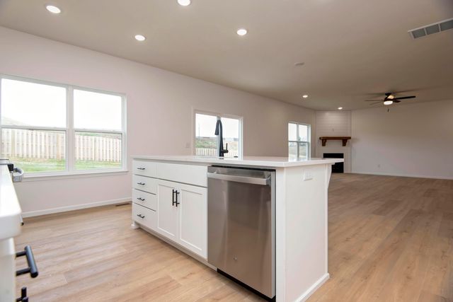734 S Wheaton Hills Drive Lot 242, Nixa, MO 65714