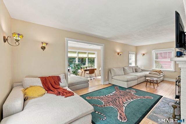 85 Ford Street, Hamden, CT 06517
