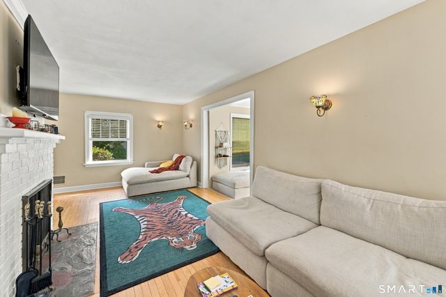 85 Ford Street, Hamden, CT 06517