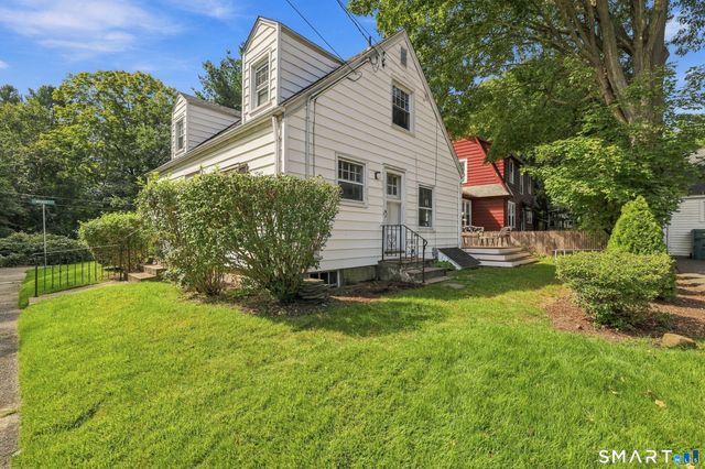 85 Ford Street, Hamden, CT 06517
