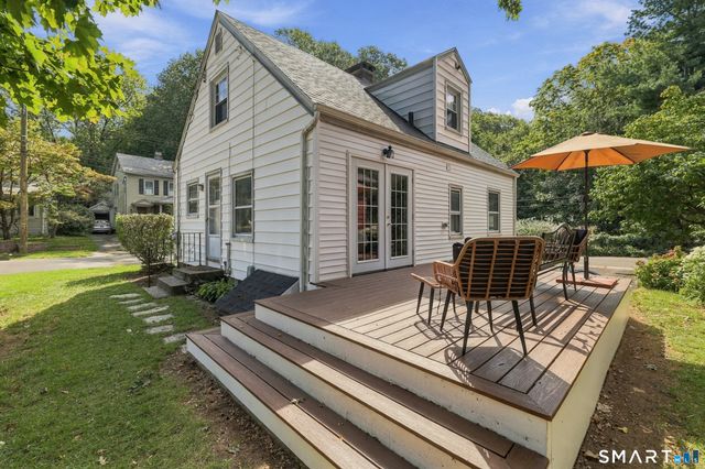 85 Ford Street, Hamden, CT 06517