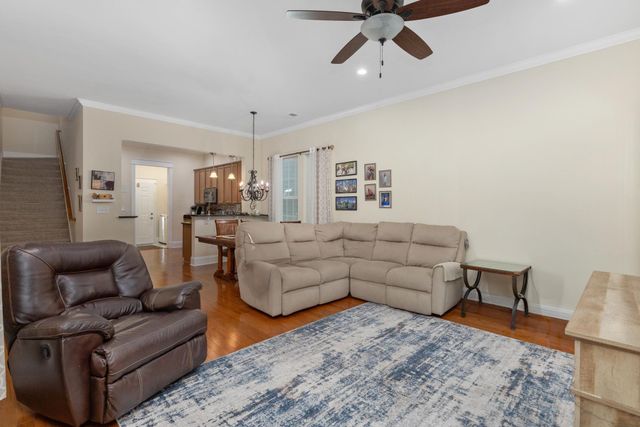 736 Satterwhite Ave., Myrtle Beach, SC 29577