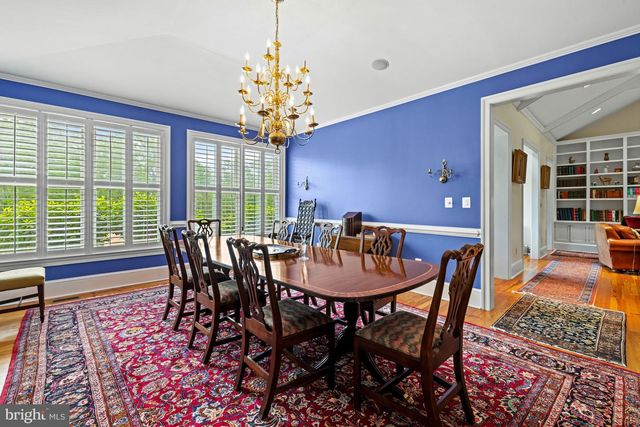 20147 WOODTRAIL RD, Round Hill, VA 20141