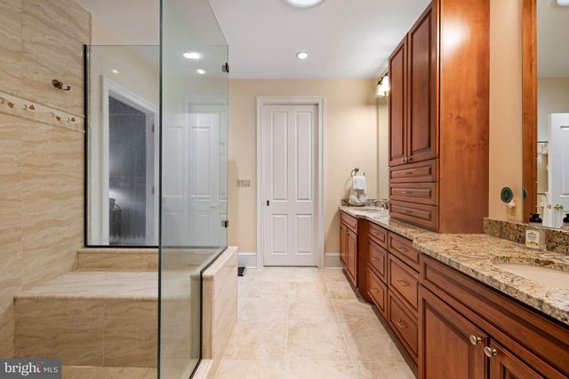 20147 WOODTRAIL RD, Round Hill, VA 20141