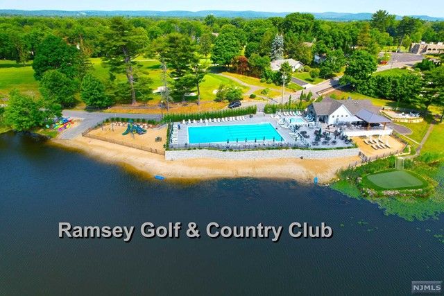 322 Nottingham Road, Ramsey, NJ 07446
