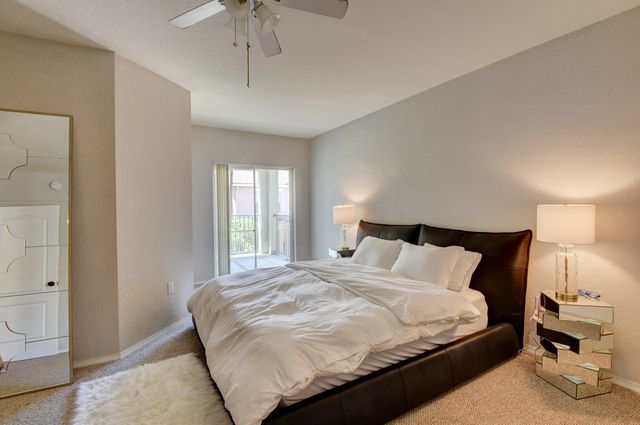 310 Belmont Place 310, Boynton Beach, FL 33436