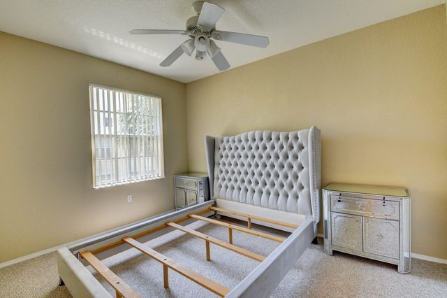 310 Belmont Place 310, Boynton Beach, FL 33436