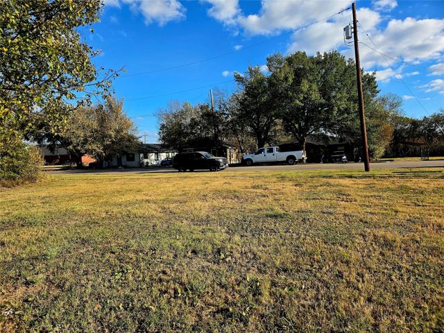 000 E 13th, Corsicana, TX 75110