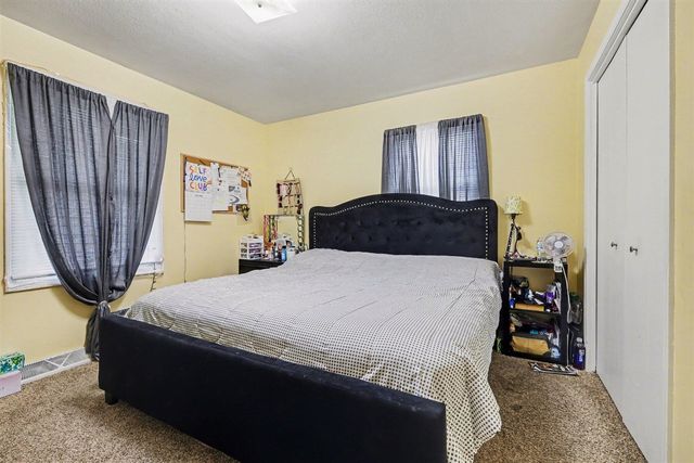 6726 College Avenue, Grand Rapids, MI 49548