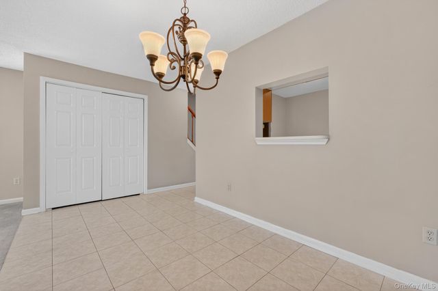 50 Jonathan Drive, Mahopac, NY 10541