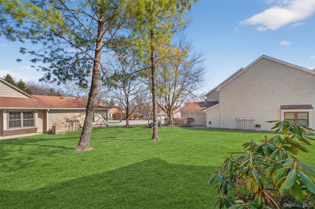 50 Jonathan Drive, Mahopac, NY 10541