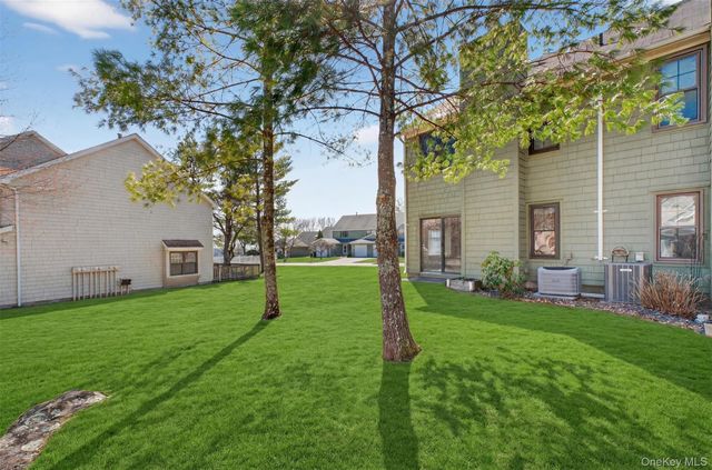 50 Jonathan Drive, Mahopac, NY 10541