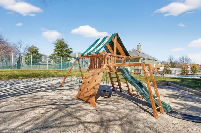 50 Jonathan Drive, Mahopac, NY 10541