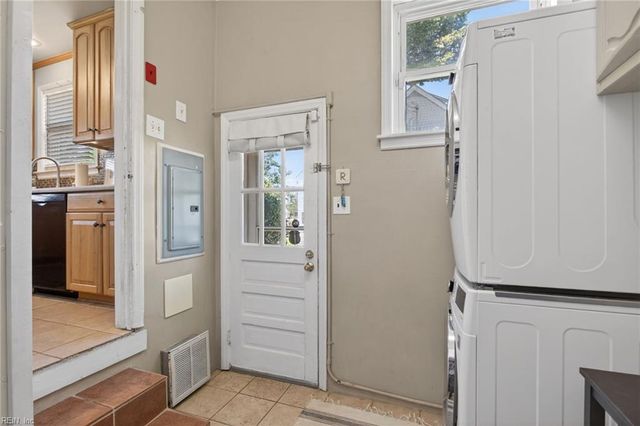 1648 E Bayview BLVD, Norfolk, VA 23503