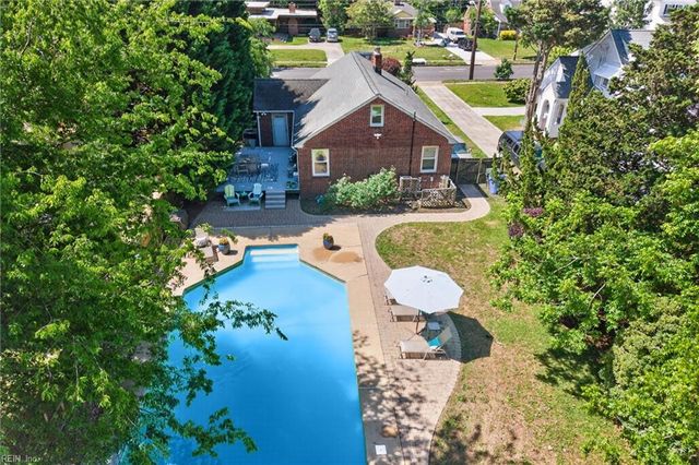 1648 E Bayview BLVD, Norfolk, VA 23503