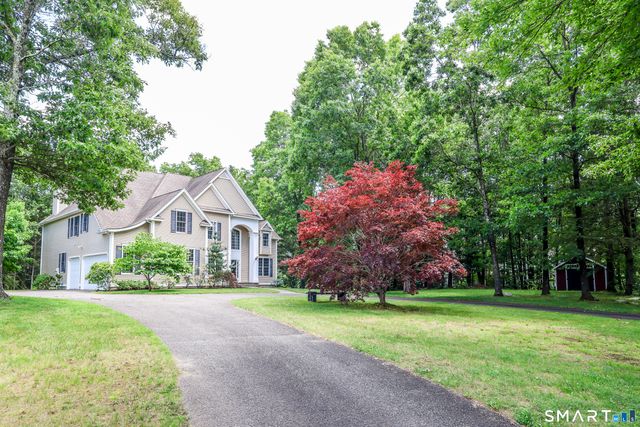 14 Wood Creek Road, New Milford, CT 06776
