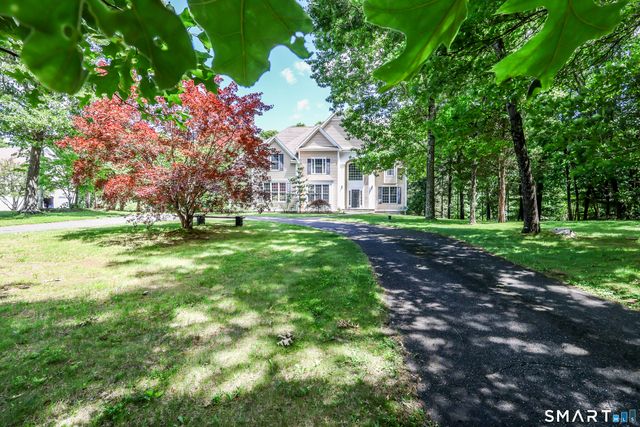 14 Wood Creek Road, New Milford, CT 06776