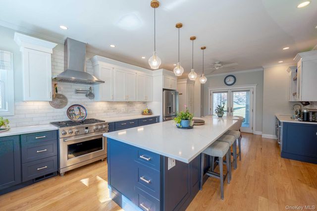 5 Ocean Avenue, Northport, NY 11768