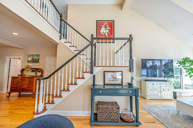 5 Ocean Avenue, Northport, NY 11768